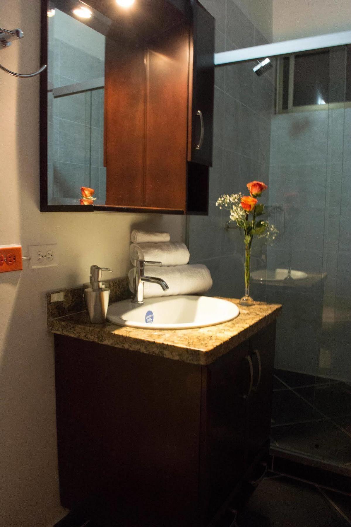 El Lugar Boutique Hotel Cerritos ภายนอก รูปภาพ